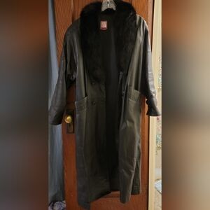 Women's Vintage Greg Bell Leather and Fur Full Length Coat Size Medium